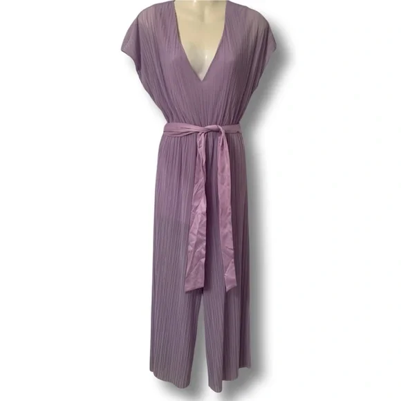 NWT Alice + Olivia Mitsue Jumpsuit - Picture 2 of 5